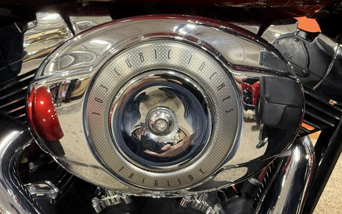 2013 Harley-Davidson® Tri Glide™ Ultra Classic® EMBR RED SUNGLO W/ PINSTRIP