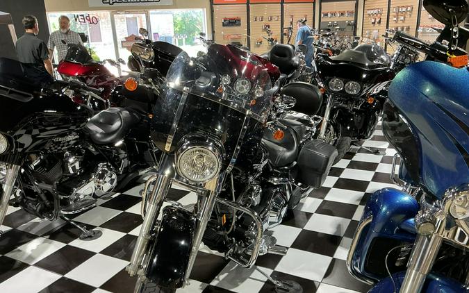 FLHRSI 2005 Road King Custom
