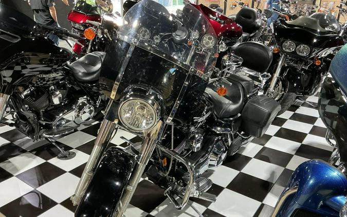 FLHRSI 2005 Road King Custom