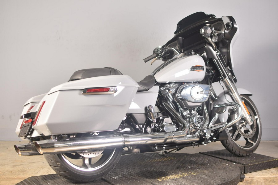2026 Harley-Davidson Street Glide FLHX