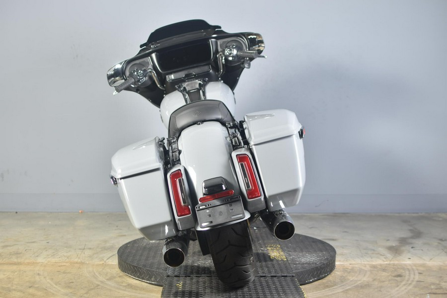 2026 Harley-Davidson Street Glide FLHX