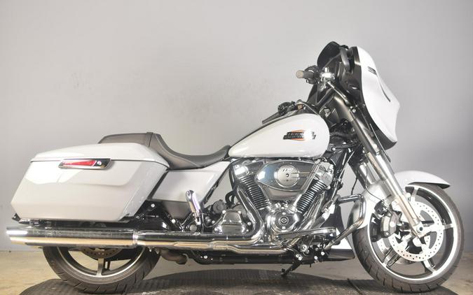 2026 Harley-Davidson Street Glide FLHX