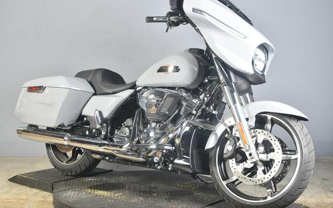 2026 Harley-Davidson Street Glide FLHX