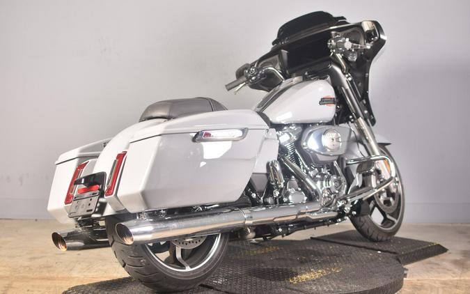 2026 Harley-Davidson Street Glide FLHX