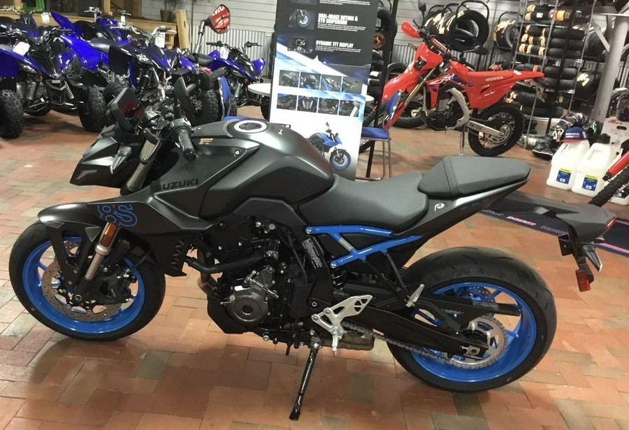 2024 Suzuki GSX-8S