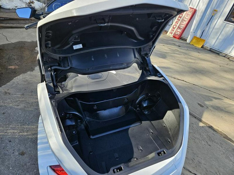 2018 Honda® Gold Wing Tour Pearl White