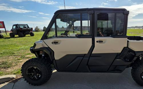 2026 Can-Am Defender MAX Limited HD11