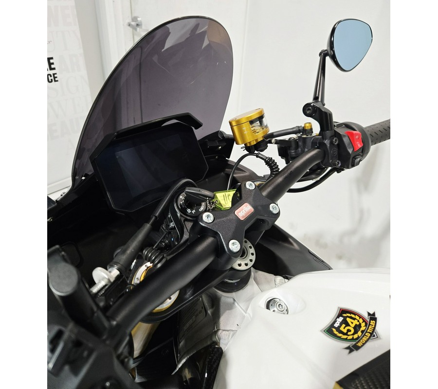 2024 Aprilia Tuono V4 Factory 1100