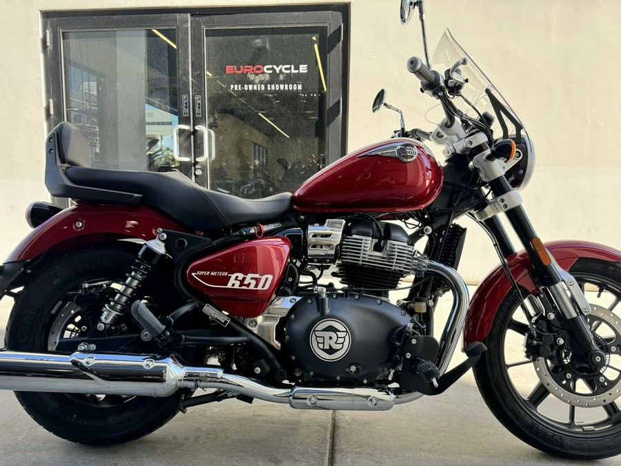 2024 Royal Enfield Super Meteor 650 Celestial Red