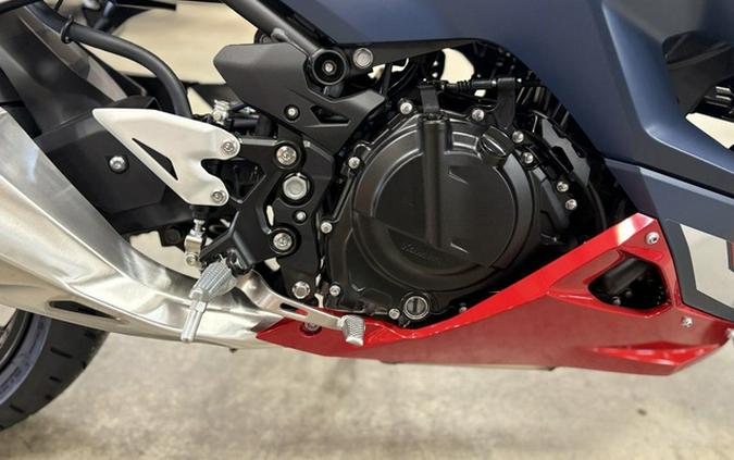 2026 Kawasaki Ninja 500 ABS Metallic Matte Twilight Blue