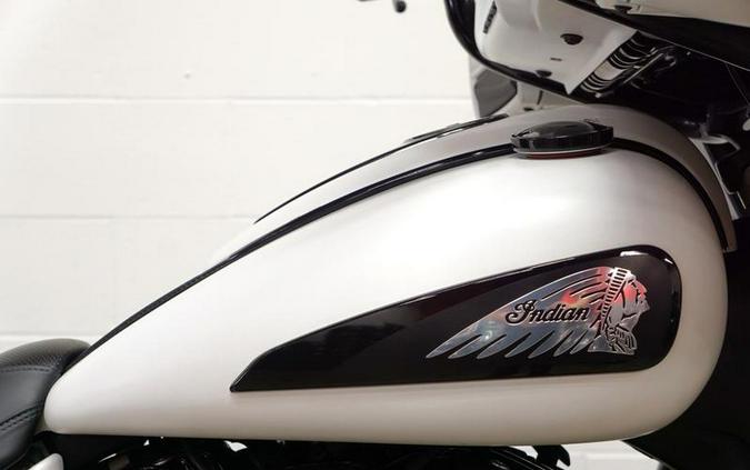 2019 Indian Motorcycle® Chieftain Dark Horse® White Smoke