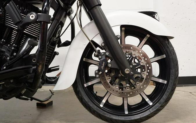 2019 Indian Motorcycle® Chieftain Dark Horse® White Smoke