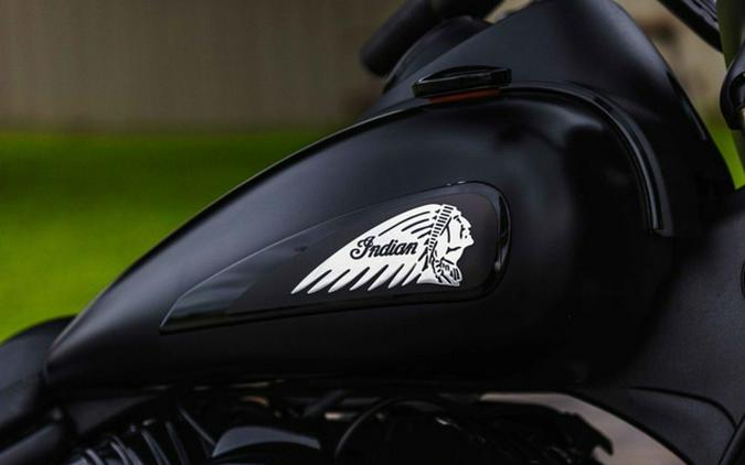 2021 Indian Springfield Dark Horse Thunder Black Smoke