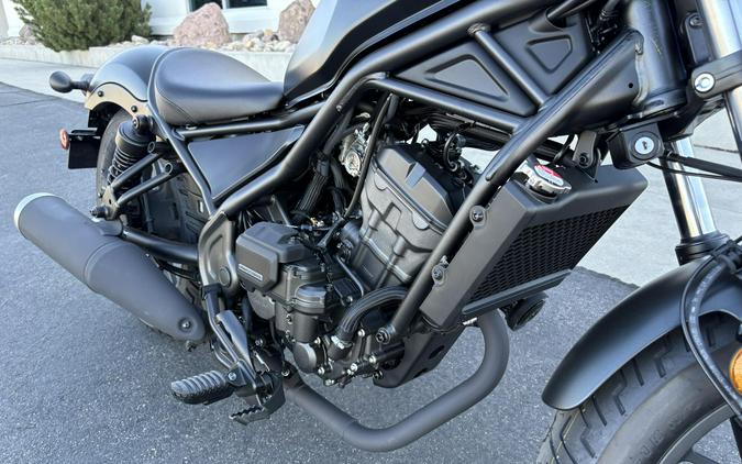 2026 Honda Rebel 300 E-Clutch