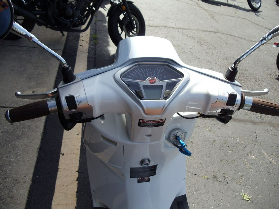 2024 Keeway Motor Sixties 300i