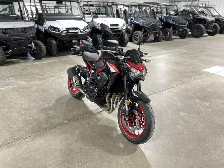 2024 Kawasaki Z900 ABS Candy Persimmon Red/Ebony