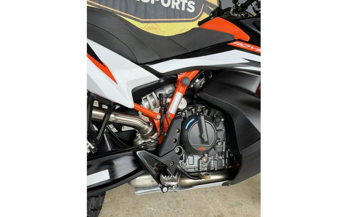 2022 KTM 890 Adventure R