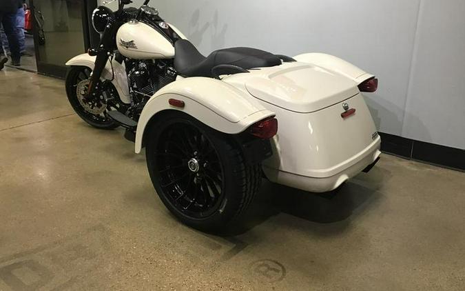 2023 Harley-Davidson® FLRT - Freewheeler®