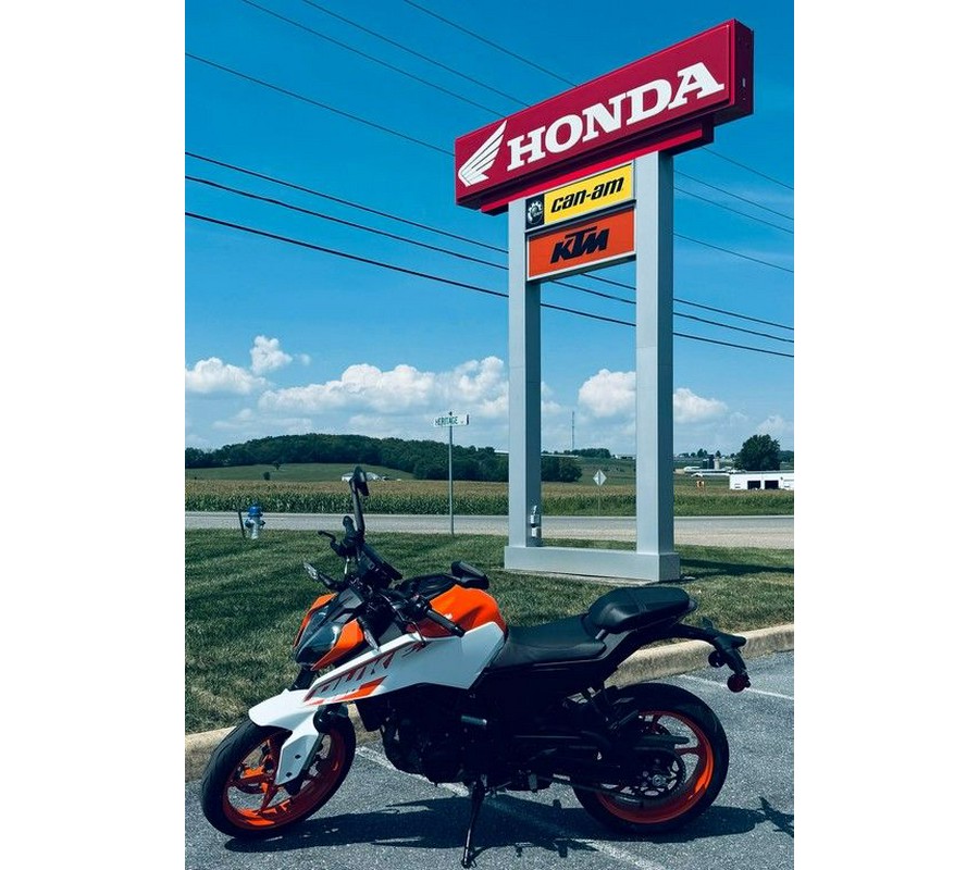 2024 KTM 250 Duke