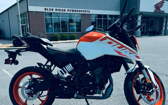 2024 KTM 250 Duke