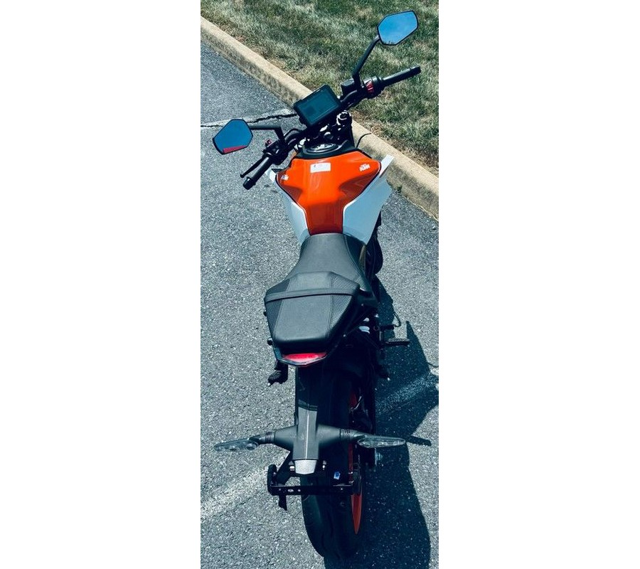 2024 KTM 250 Duke