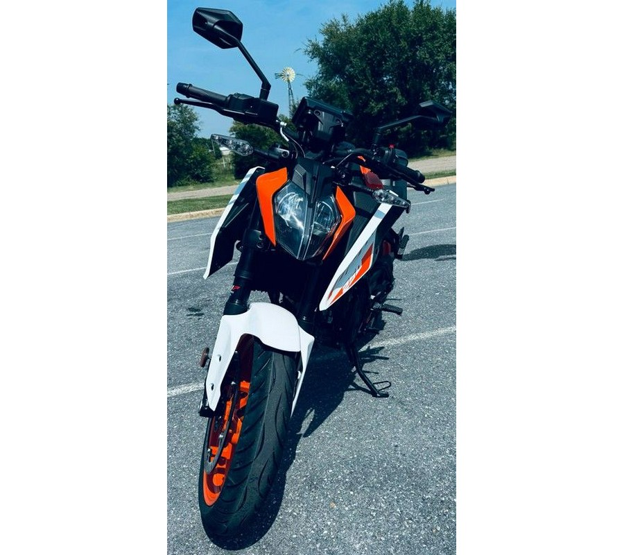 2024 KTM 250 Duke