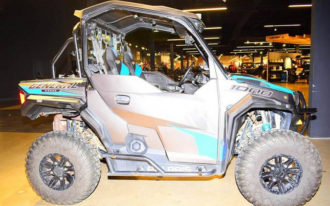 2019 Polaris GENERAL 1000 EPS Deluxe Titanium Metallic