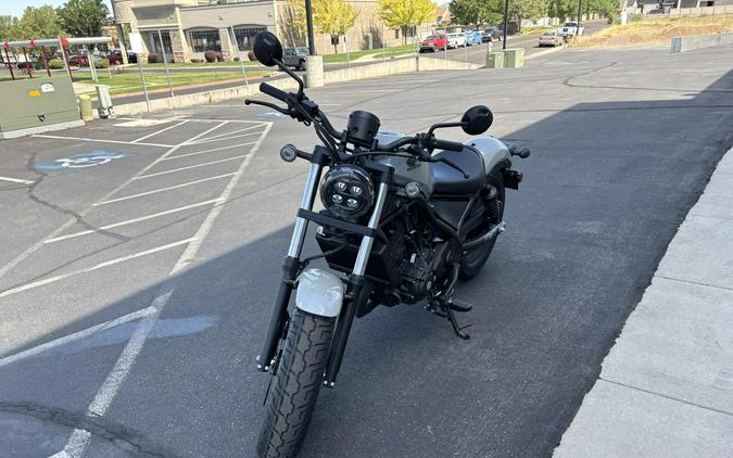 2026 Honda Rebel 300 E-Clutch