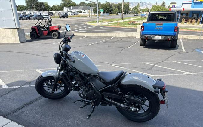 2026 Honda Rebel 300 E-Clutch