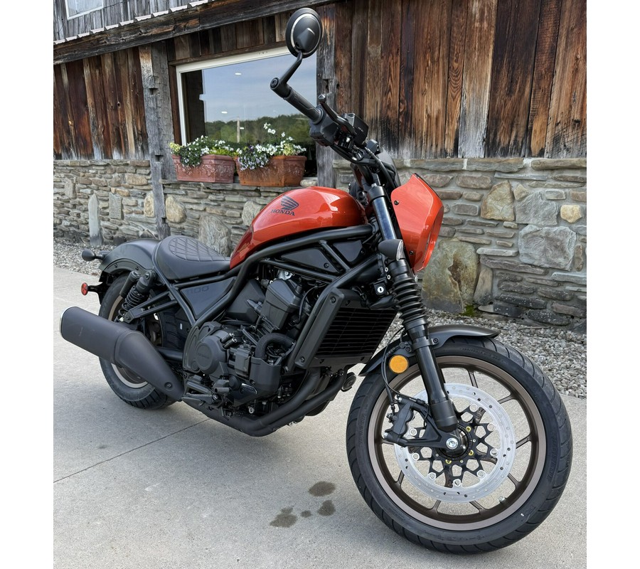 2025 Honda Rebel® 1100 DCT SE Flare Orange Metallic
