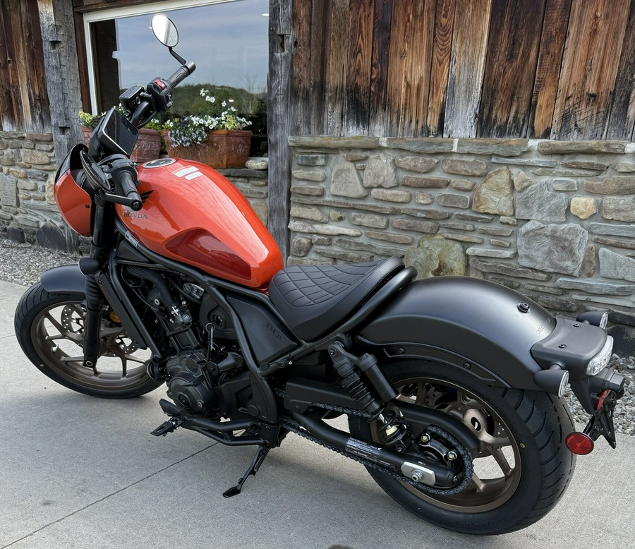2025 Honda Rebel® 1100 DCT SE Flare Orange Metallic