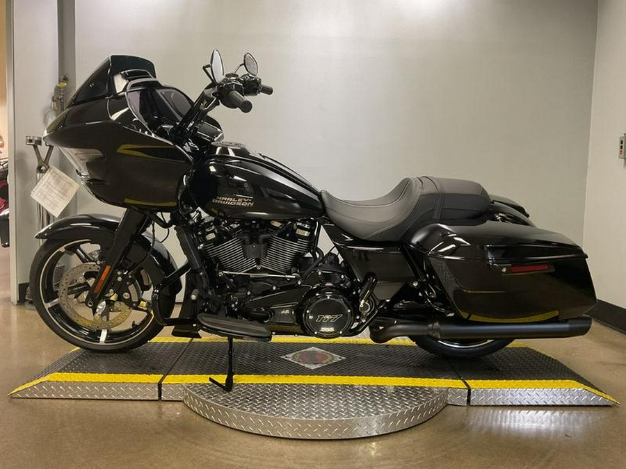 2024 Harley-Davidson® FLTRX - Road Glide®