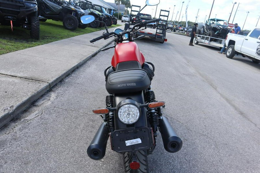 2023 Moto Guzzi V7 Stone