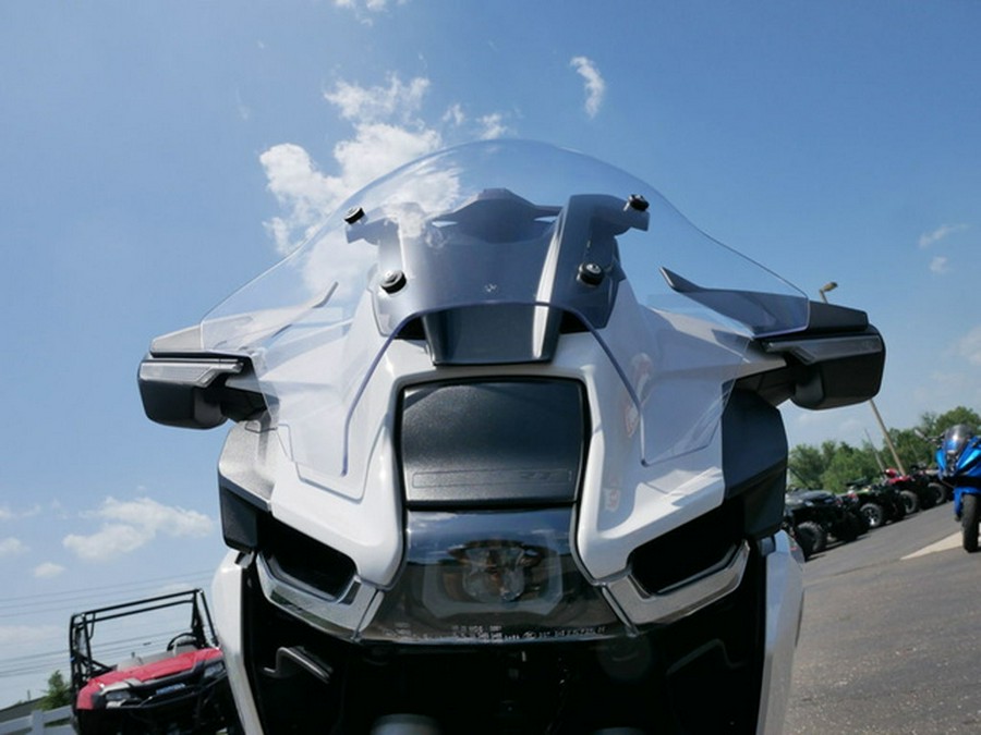 2026 BMW R 1300 RT Alpine White 3 1300 RT