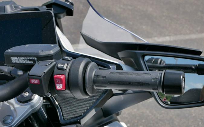 2026 BMW R 1300 RT Alpine White 3 1300 RT