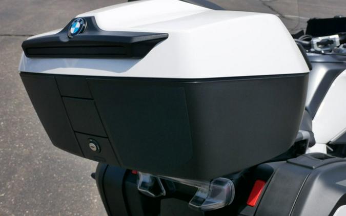 2026 BMW R 1300 RT Alpine White 3 1300 RT