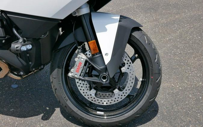 2026 BMW R 1300 RT Alpine White 3 1300 RT