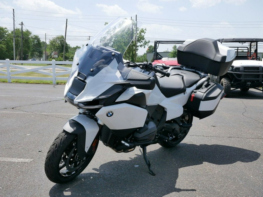 2026 BMW R 1300 RT Alpine White 3 1300 RT