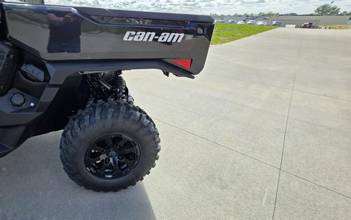 2026 Can-Am Defender MAX XT CAB HD11