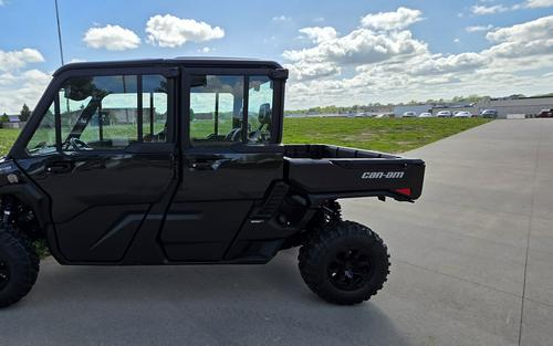 2026 Can-Am Defender MAX XT CAB HD11