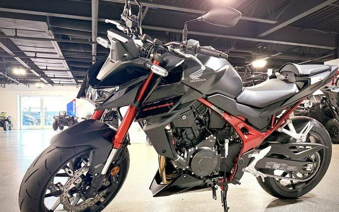 2026 Honda® CB750 Hornet E-Clutch
