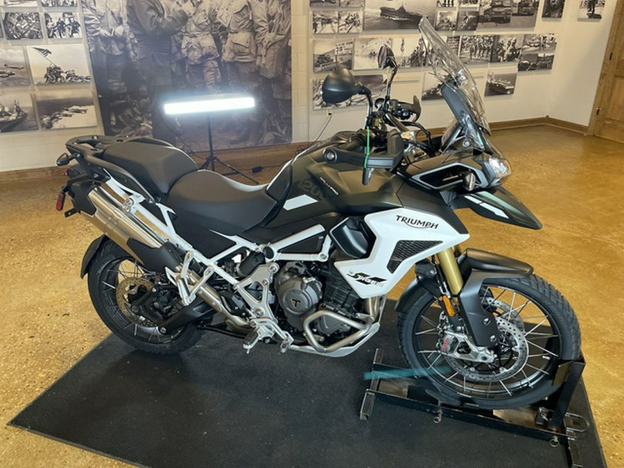 2023 Triumph Tiger 1200 Rally Pro Matte Khaki Green