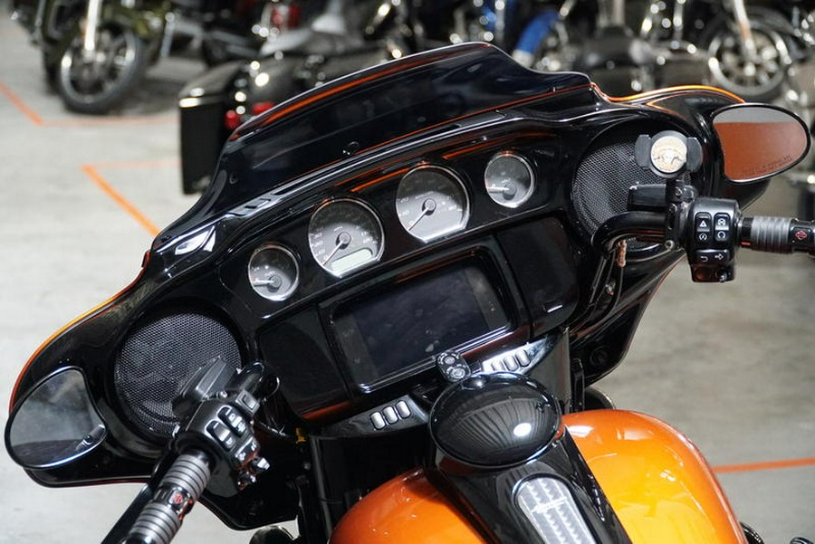 2019 Harley-Davidson® FLHXS - Street Glide® Special