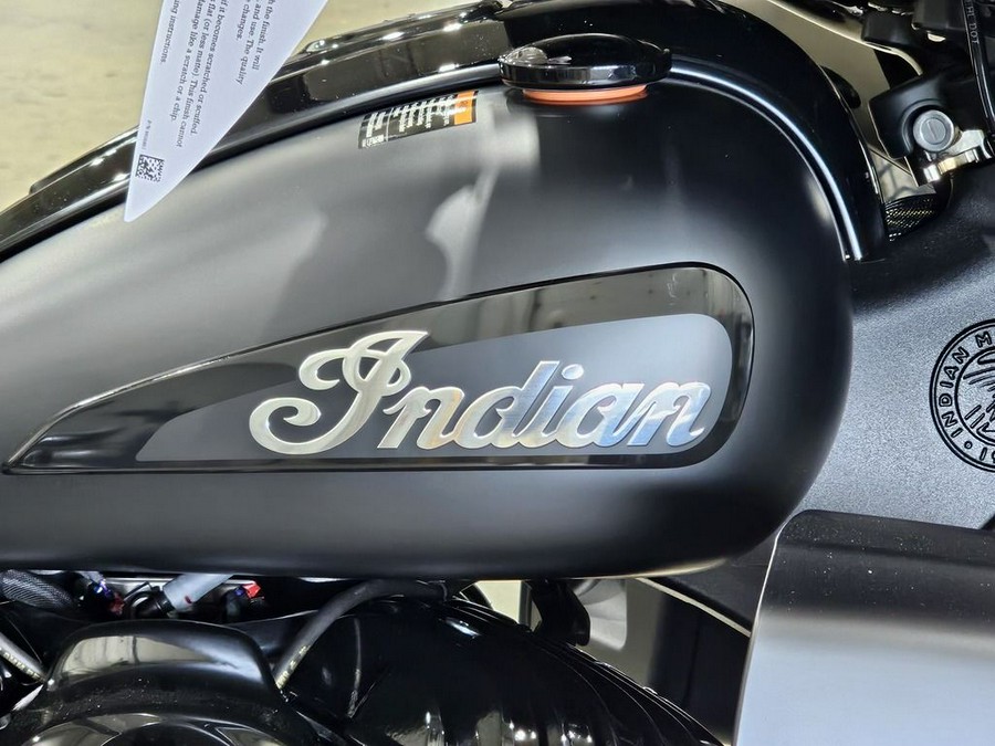 2025 Indian Motorcycle® Roadmaster® Dark Horse® with PowerBand Audio Package