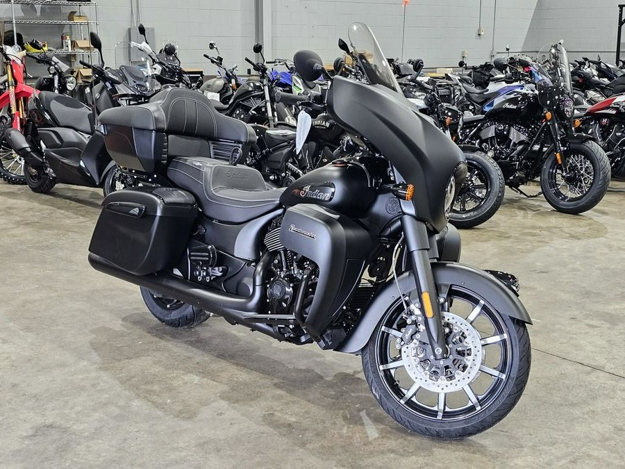 2025 Indian Motorcycle® Roadmaster® Dark Horse® with PowerBand Audio Package