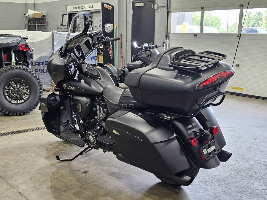 2025 Indian Motorcycle® Roadmaster® Dark Horse® with PowerBand Audio Package
