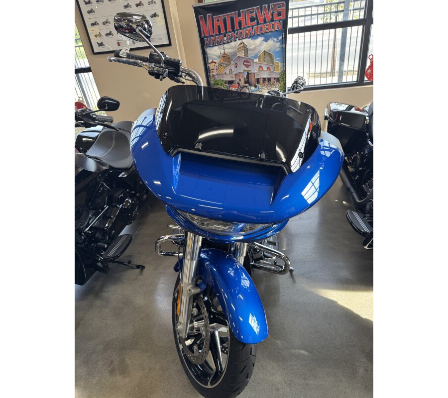 2025 Harley-Davidson® Road Glide® Blue Burst