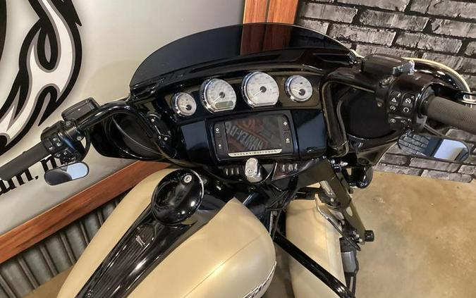 2014 Harley-Davidson® FLHXS - Street Glide® Special