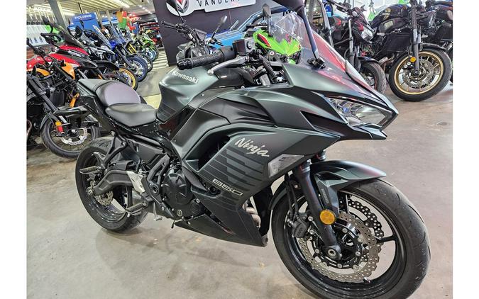 2025 Kawasaki Ninja® 650 ABS
