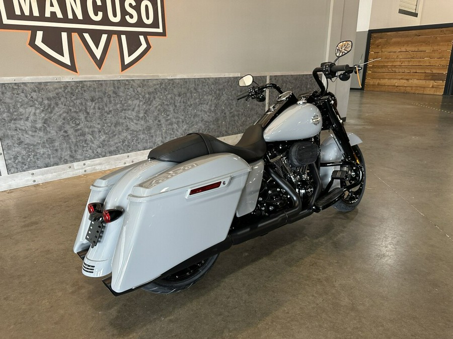2025 Harley-Davidson® Road King™ Special FLHRXS